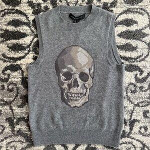 Skull Cashmere 100% Casere Skull printed sweater tank size XS